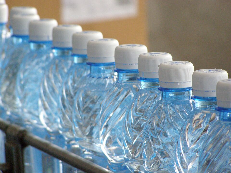 bottled water for a lazy diet