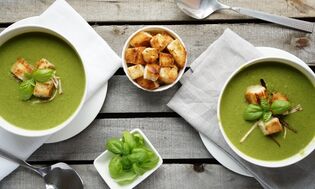 Soups made with diet in the menu of the drinking diet